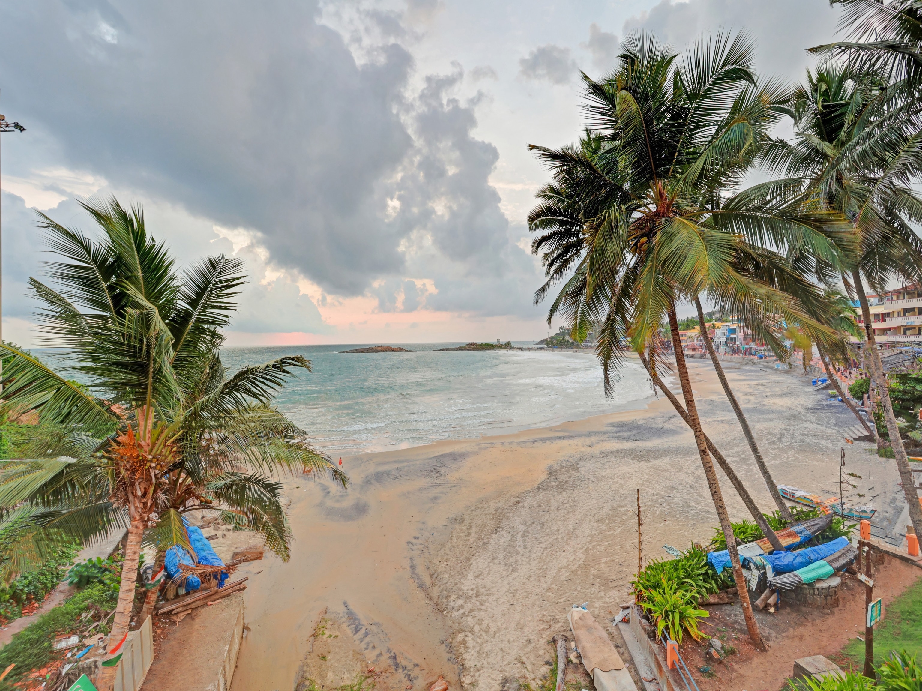 Seaflower Beach Resort - Tap to explore photos