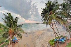 Seaflower Beach Resort