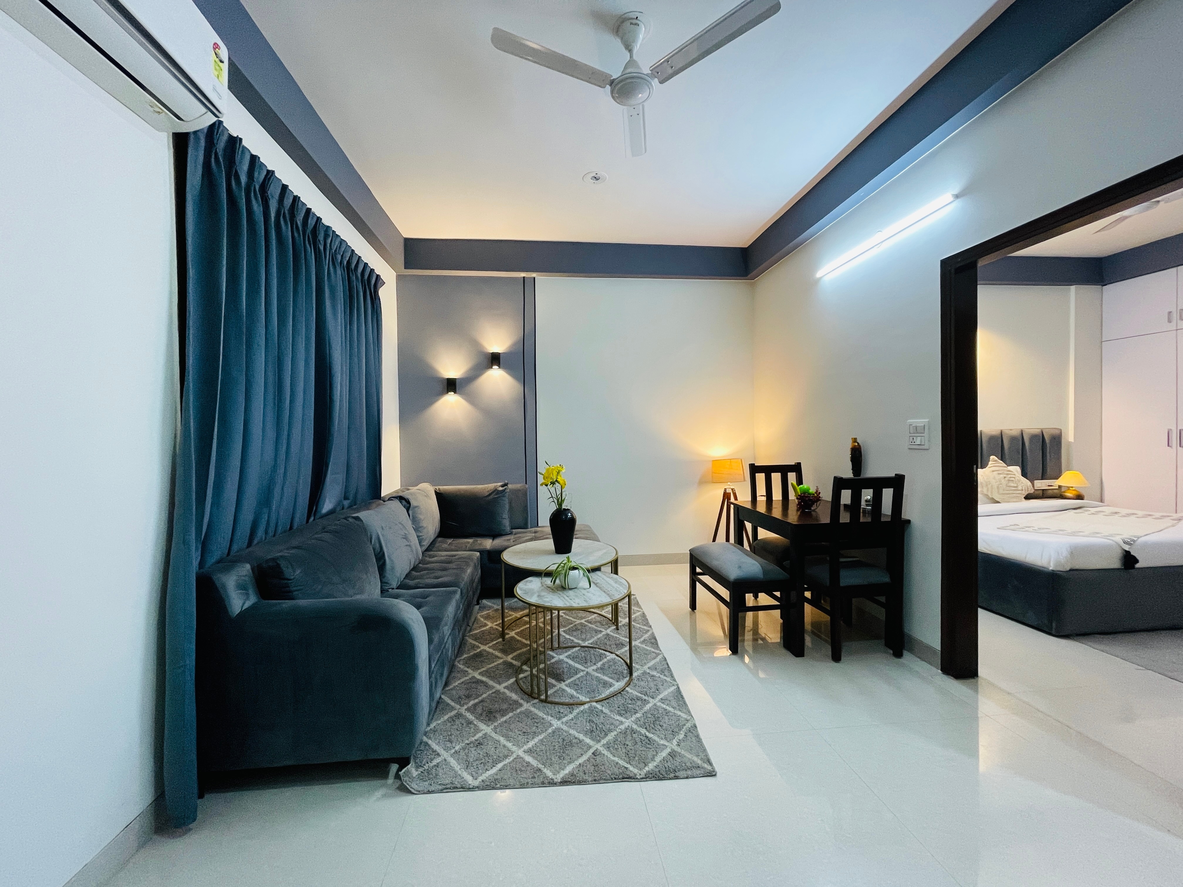 BedChambers LUXE Apartments @Medanta Medicity - Tap to explore photos