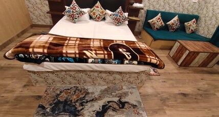 Valinor Room Type - Deluxe Room Hill View