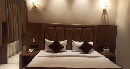 Hotel Mittal Paradise Room Type - Executive Deluxe Room - Paradise