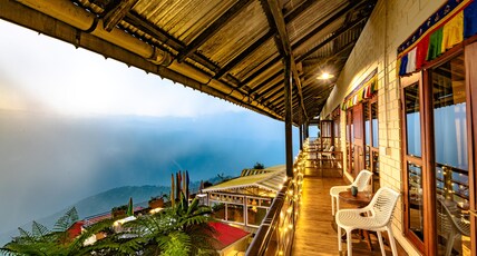 Delo Retreat Room Type - Jr Suite Kanchenjunga View