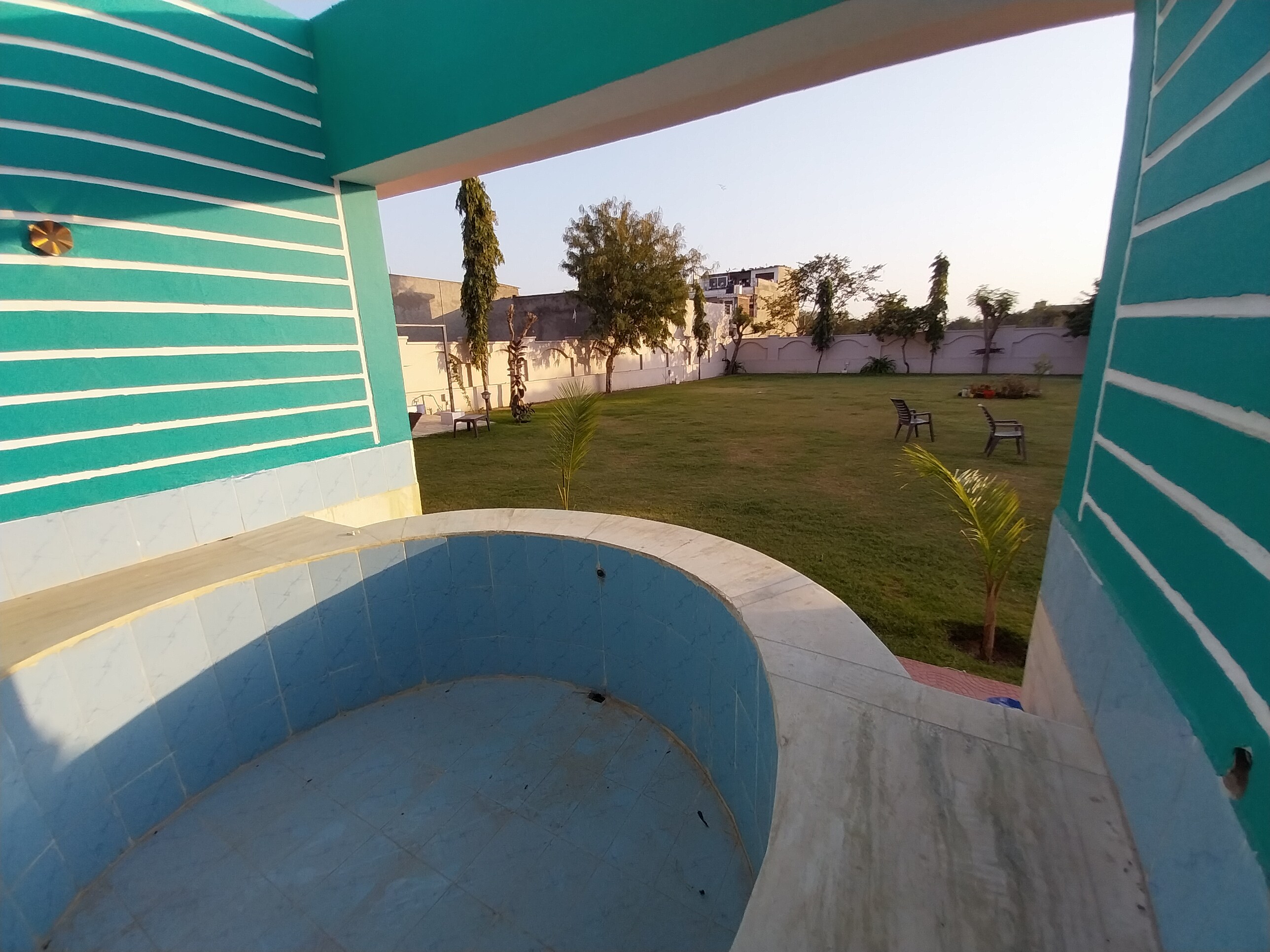 Happy Homes - A farmhouse in Jaipur - Tap to explore photos