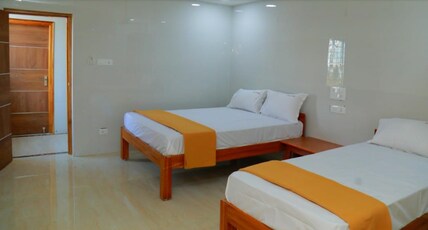 SAI DURGA BANQUET HALL AND AC ROOMS Room Type - Deluxe