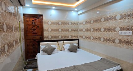 Shri Ganga Palace Room Type - Double Delux 2 occupancy Bedroom 1