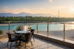 Moksha Heights , Penthouse