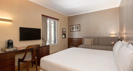 UNA Hotels Galles Milano Room Type - Superior Double Room with Sofa Bed UNA Hotels Galles Milano Room Type - Superior Double Room with Sofa Bed