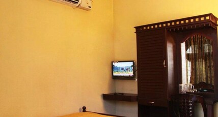 Karakkatt Holiday Home | Rooms & Caretaker Room Type - Ac Room