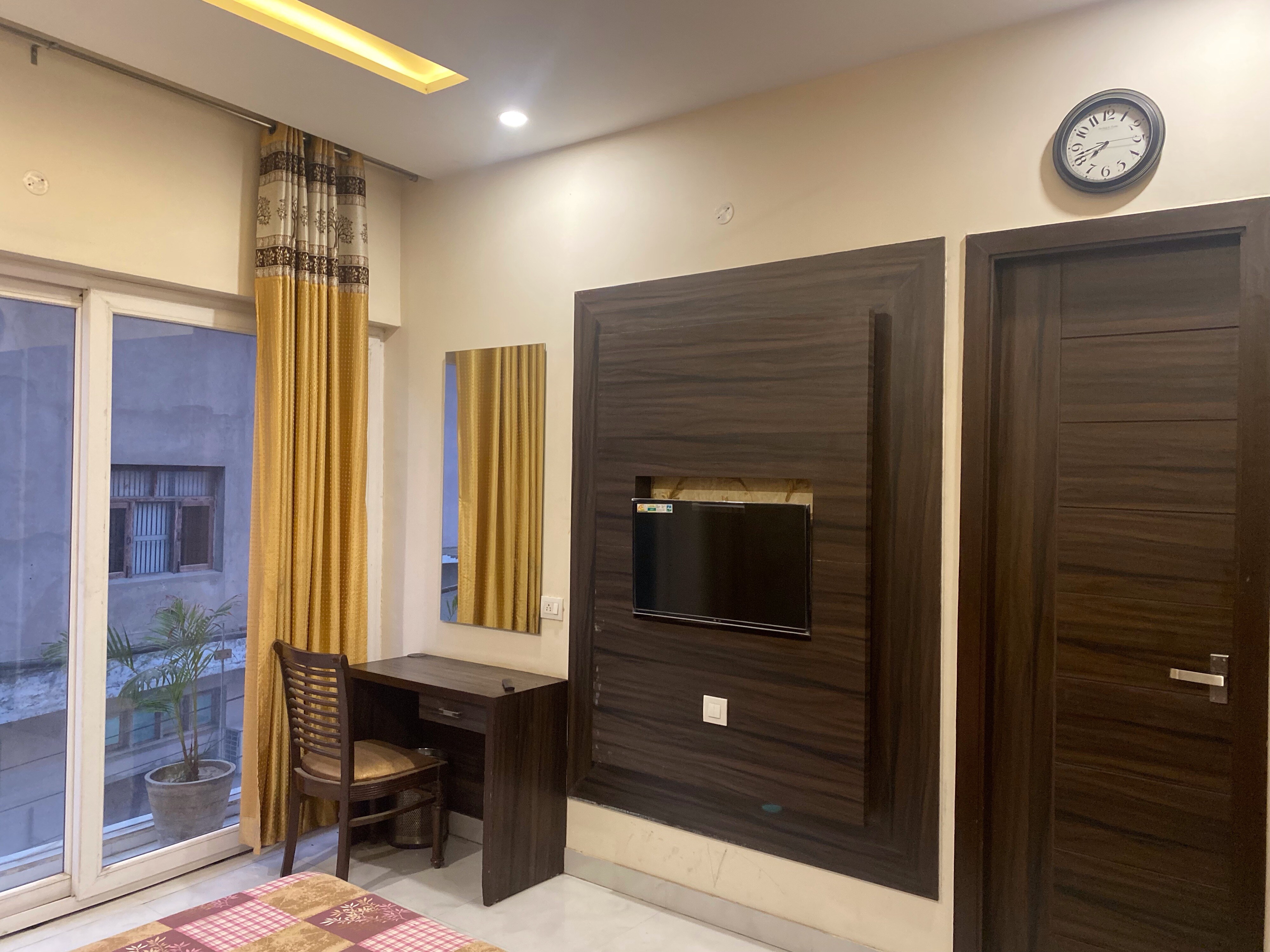 Nanak Niwas- A Comfortable Stay - Tap to explore photos