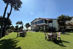 Classic Hill Top Resort