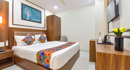 FabHotel LFC Room Type - Deluxe Room