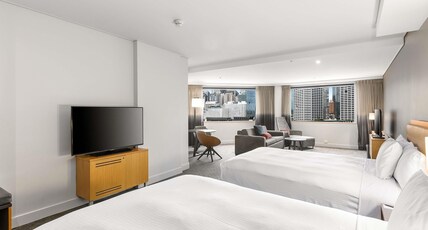 Novotel Sydney on Darling Harbour Room Type - Executive Suite, 2 Double Beds, Darling Harbour Facing
