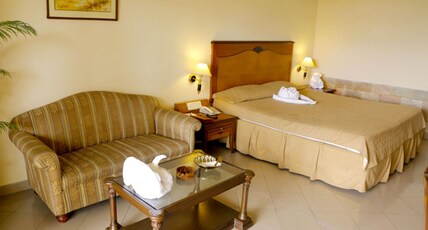 The Golden Retreat Room Type - Superior Deluxe Room with balcony