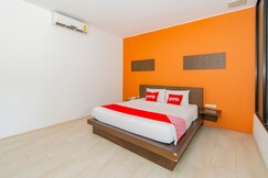 OYO 446 Get Link Hip Hotel
