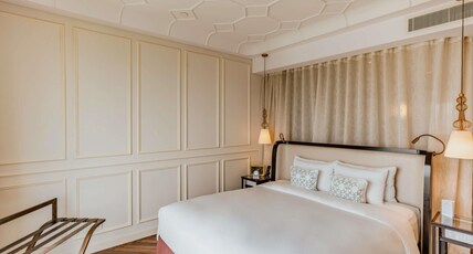 Hotel Des Arts Saigon Mgallery Collection Room Type - SKY EXECUTIVE GRAND DELUXE ROOM, 1 King Size Bed, High Floor, Lounge Access