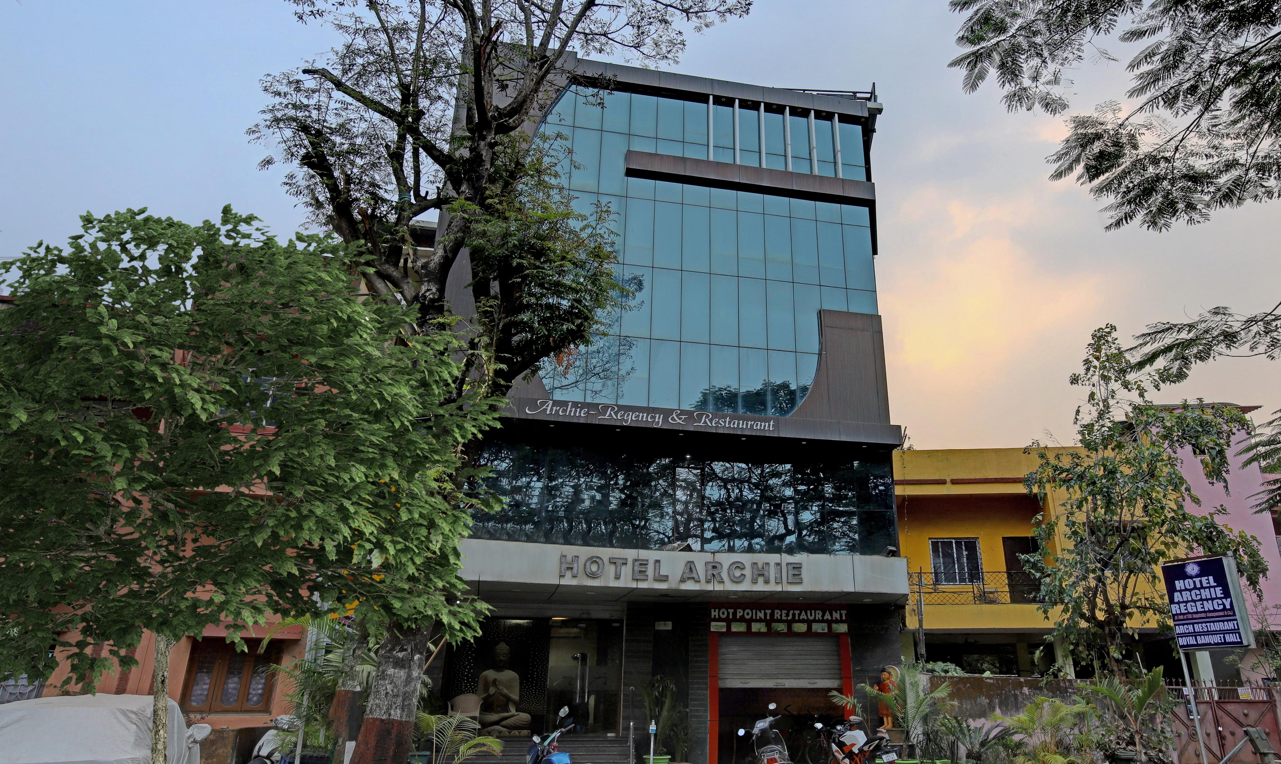 Treebo Archie Regency - Tap to explore photos