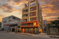 FabHotel Lake View Topsia - China Town