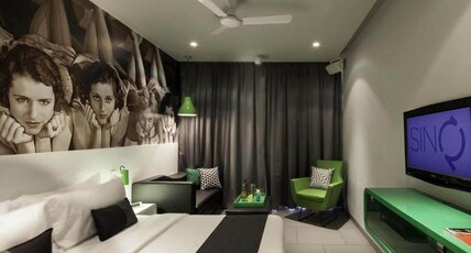 SinQ The Party Hotel (No Stags Allowed) Room Type - Party Room  with Balcony