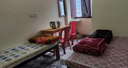 Jai Maa Gange Homestay Room Type - Triple Bedroom with Private Bathroom #2