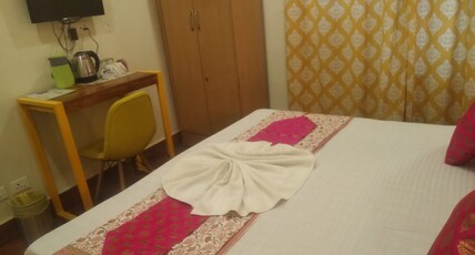 Hotel Pathik Room Type - Premium Double Room