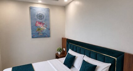 THE RAMAYANA HOTEL Room Type - Standard Room without Air conditioning THE RAMAYANA HOTEL Room Type - Standard Room without Air conditioning
