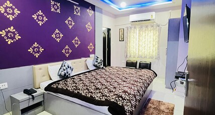 Hotel Dwarkesh Room Type - Deluxe Room