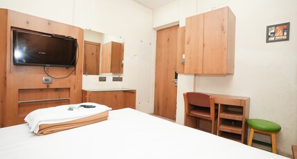 Hotel Elegance NX Room Type - Deluxe Room
