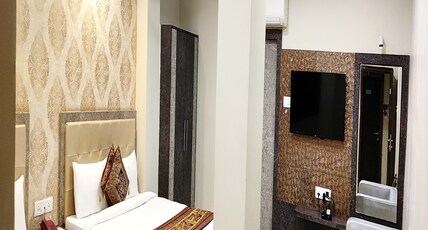 Hotel Aadesh Palace Room Type - FAMILY ROOM
