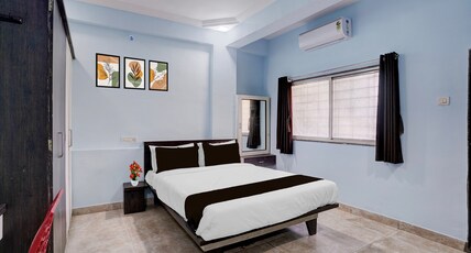 Super Hotel O Satara Bypass Formerly Sairaj Lodging Room Type - Classic with Twin Bed