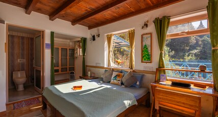 LiveAway Mussoorie (Kempty) by PACK Room Type - Deluxe Cottage - 1BHK