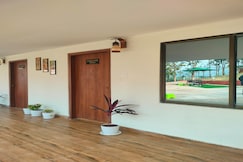 Hiyas Hotel and Resort