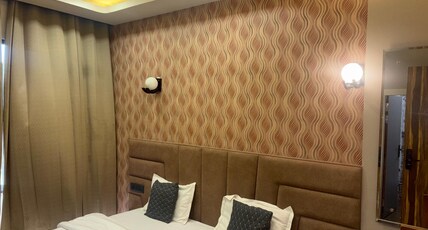 Oly Hotel Rajshree Room Type - Suite Room