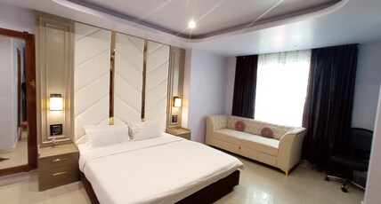 The Grand Hotel Room Type - Deluxe Superior