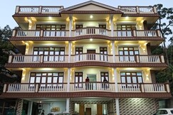 Apurna Guest House | Rooms & Restaurant