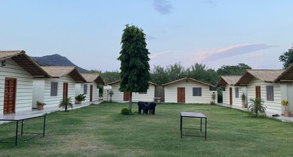 Amar Bagh Resort Room Type - Luxury Huts