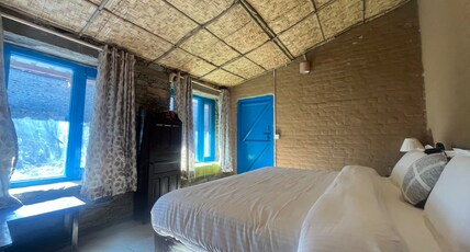 Burans Kot Heritage Home - Ramgarh Room Type - FOREST FACING ROOM