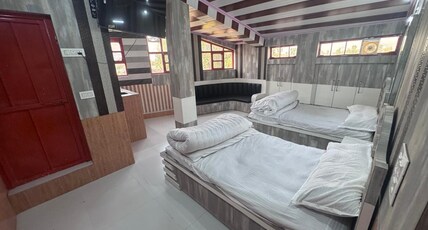 Jaan Hotel and Restaurant Room Type - Family Room 16