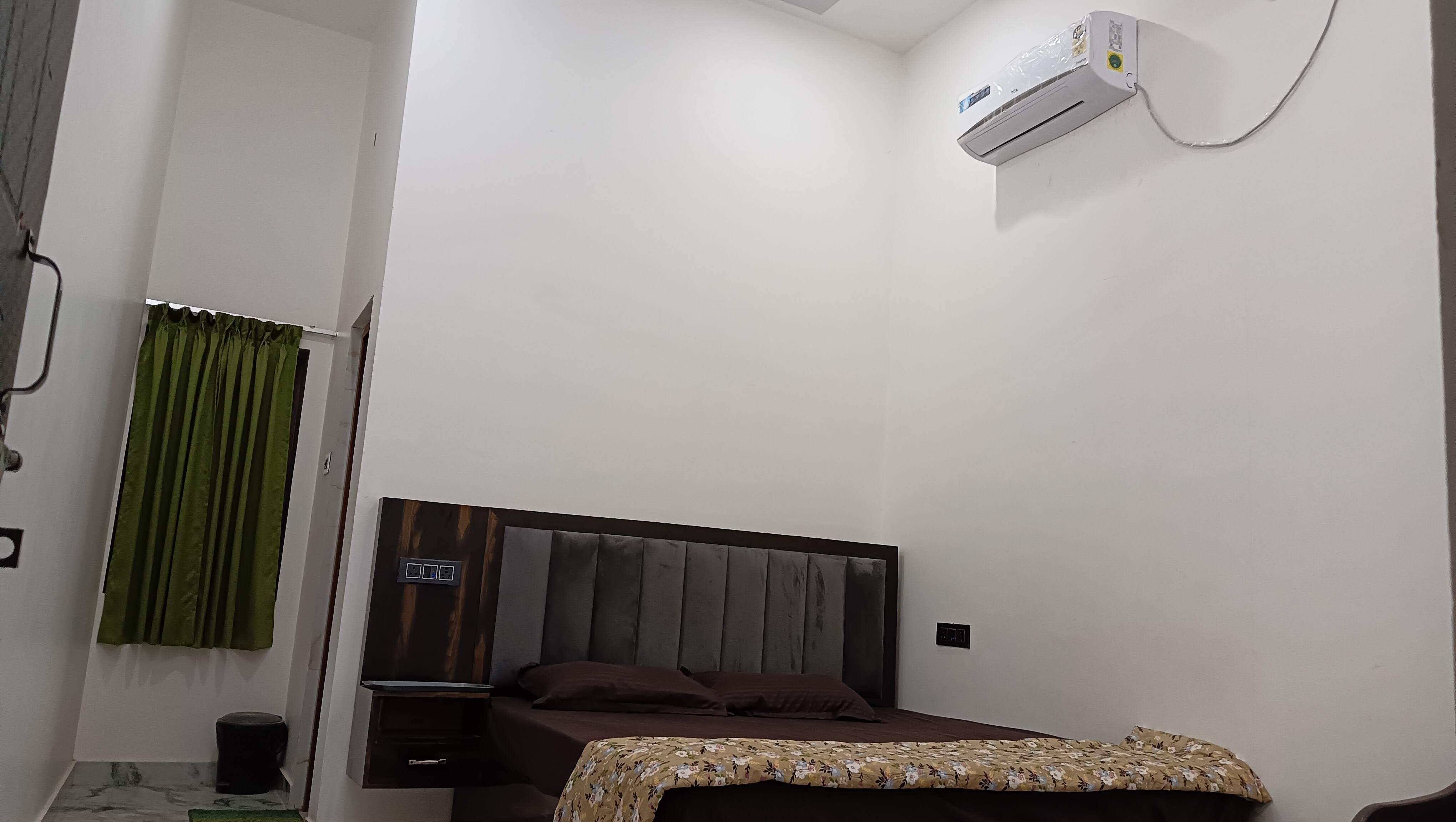 Saavi Home Stay - Tap to explore photos
