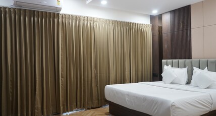 LUX STAYZ Room Type - studio