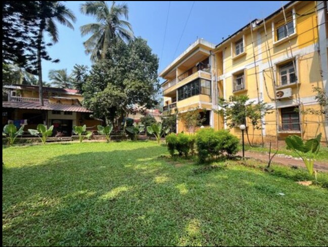 Rightstay 1BHK at Beiramar Complex Baga Titos Lane - Tap to explore photos