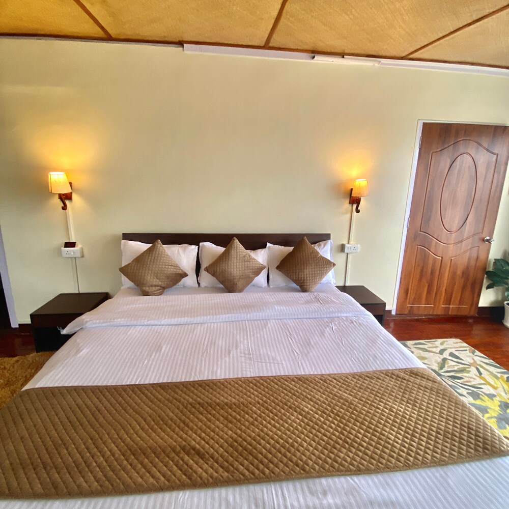 Casa Encanto Homestay - Tap to explore photos