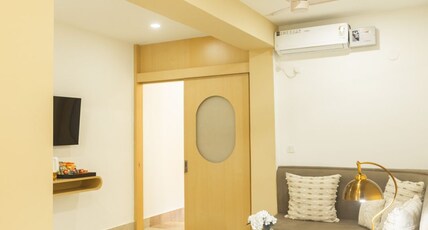 Hotel Lake Shilloi Room Type - SHILLOI QUEEN SUITE