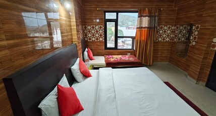 Maa Ji Vaishno Palace Room Type - Standard Bed Room
