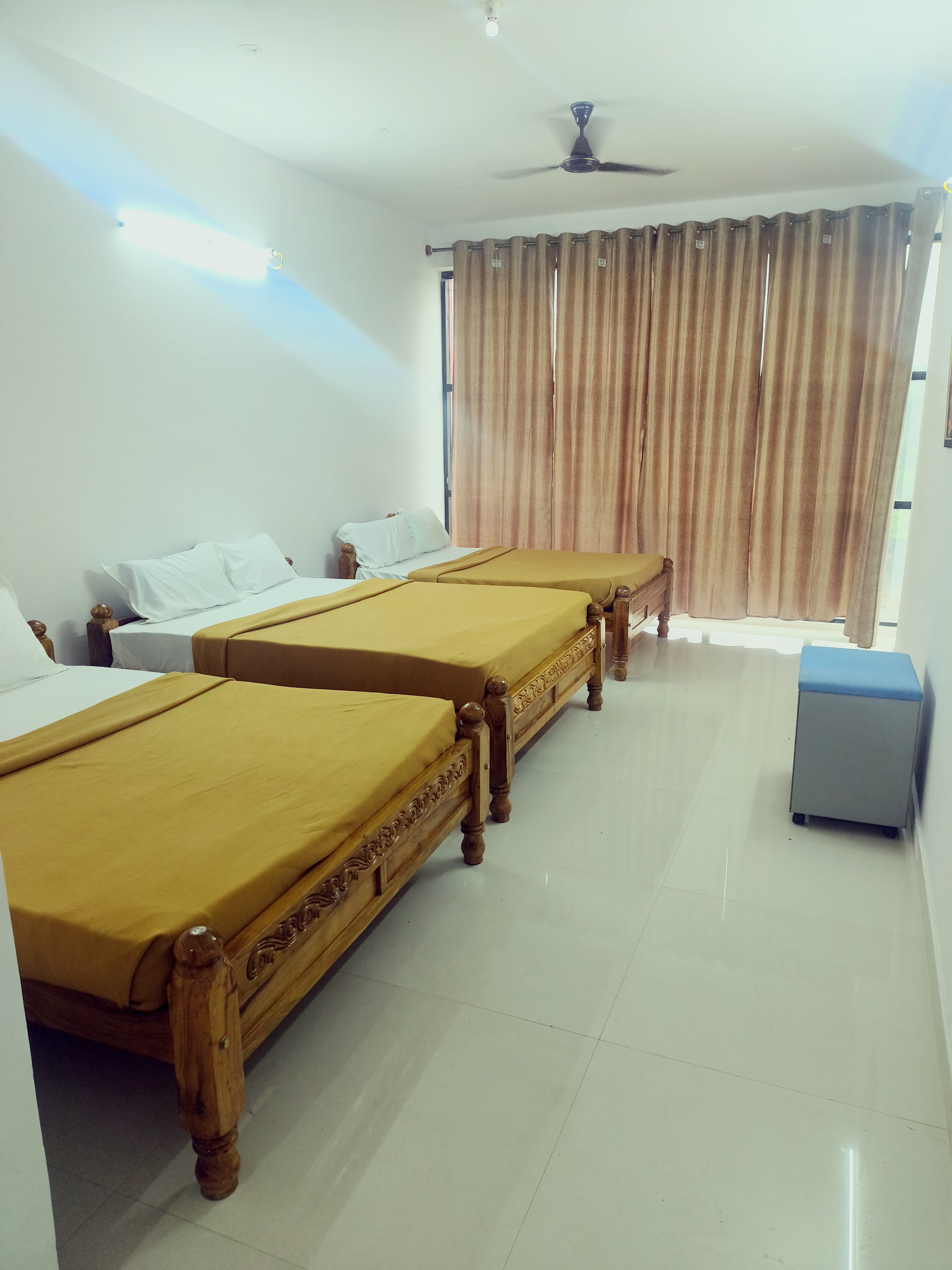 Sri vasavi family home stay - Tap to explore photos