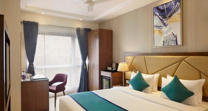 Click Hotel Aurangabad Room Type - Standard Room