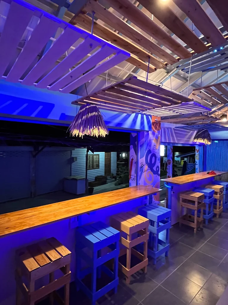 Bodega Party Hostel Koh Phi Phi - Tap to explore photos