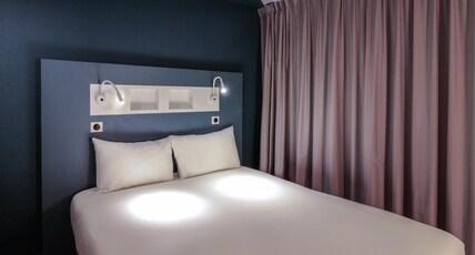 ibis budget Cahors Room Type - TRIPLE - room with 1 double bed and 1 retractable bed