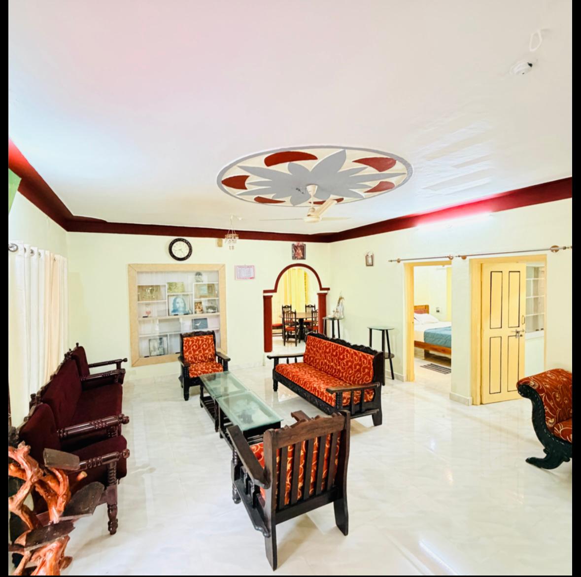 Chirping Niche Estate Stay - Tap to explore photos