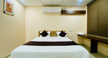 Stay10 B&M Room Type - Deluxe Room Apartment