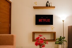 Urban Retreat Crystal